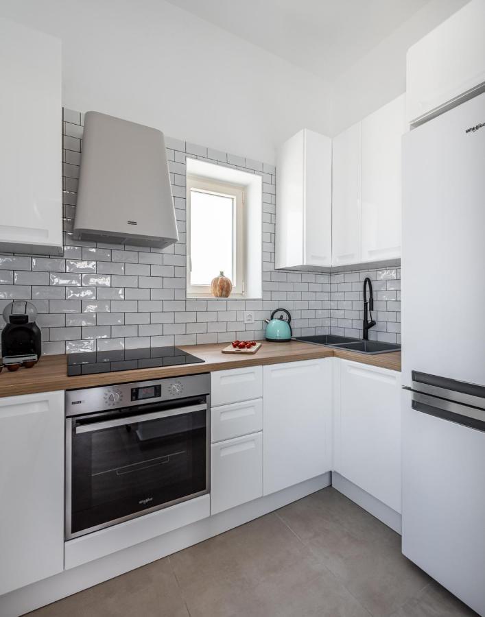 אדאמאס Milos Zen Suites מראה חיצוני תמונה